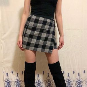 SHOP CLOSING Madewell Plaid Mini Skirt